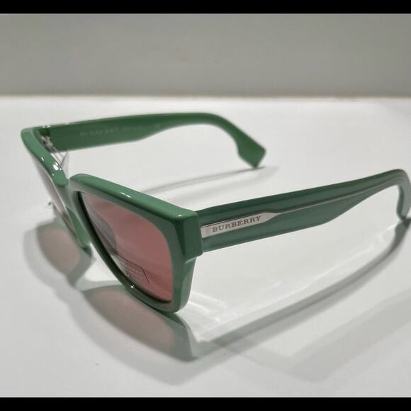 Burberry 54mm Square Sunglasses Green - Picture 2 of 9